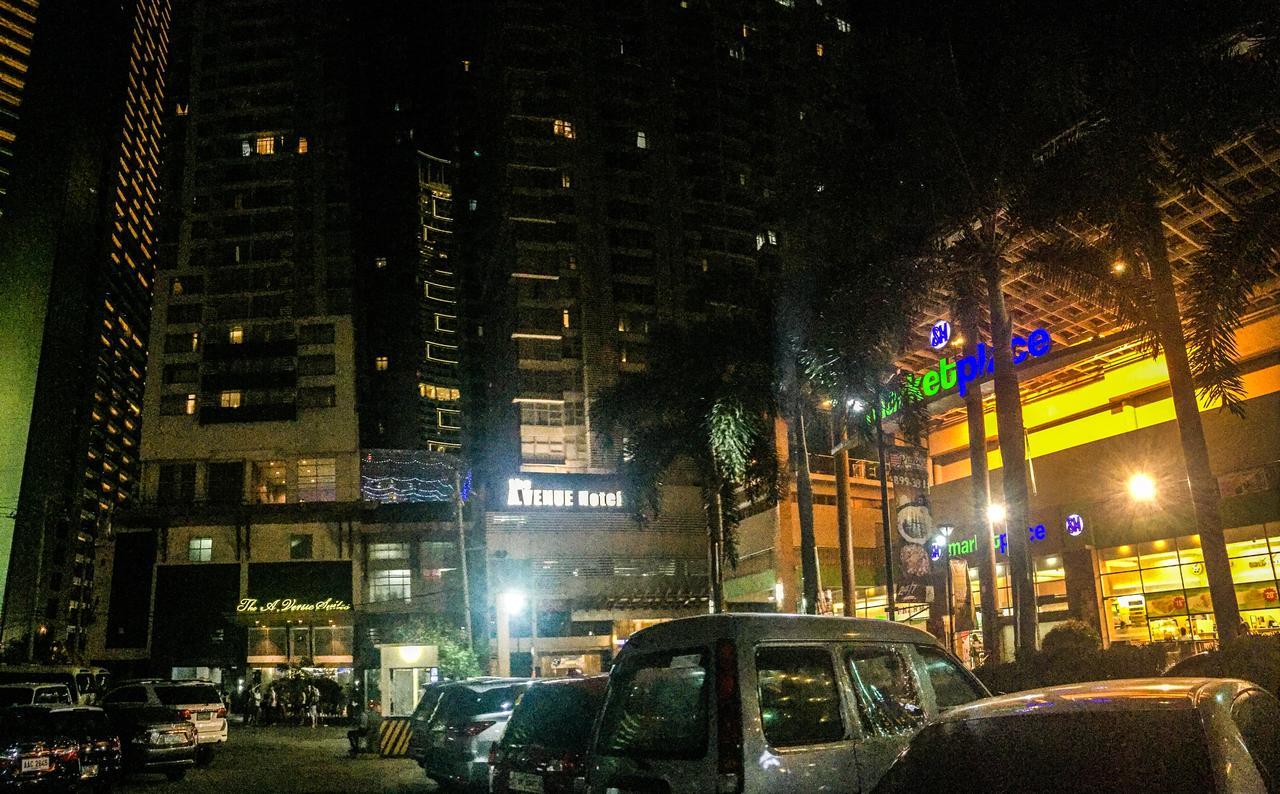 Antel Serenity Suites At Poblacion Makati Makati City Kültér fotó